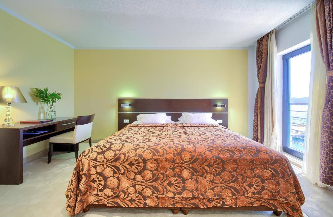 Hotel Marina Krk Town Εξωτερικό φωτογραφία