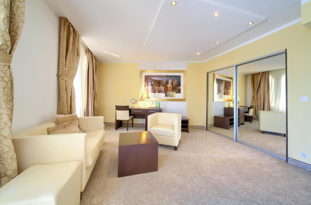 Hotel Marina Krk Town Εξωτερικό φωτογραφία