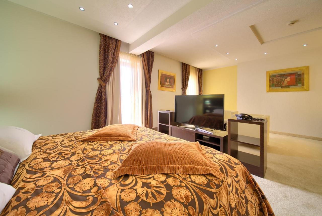 Hotel Marina Krk Town Εξωτερικό φωτογραφία