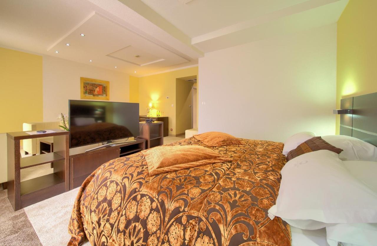 Hotel Marina Krk Town Εξωτερικό φωτογραφία