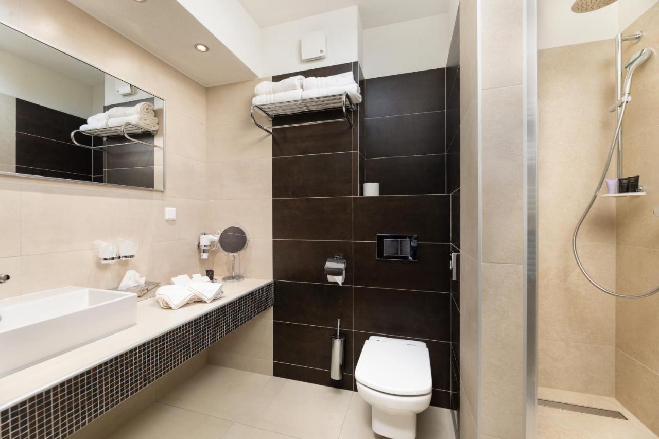 Hotel Marina Krk Town Εξωτερικό φωτογραφία